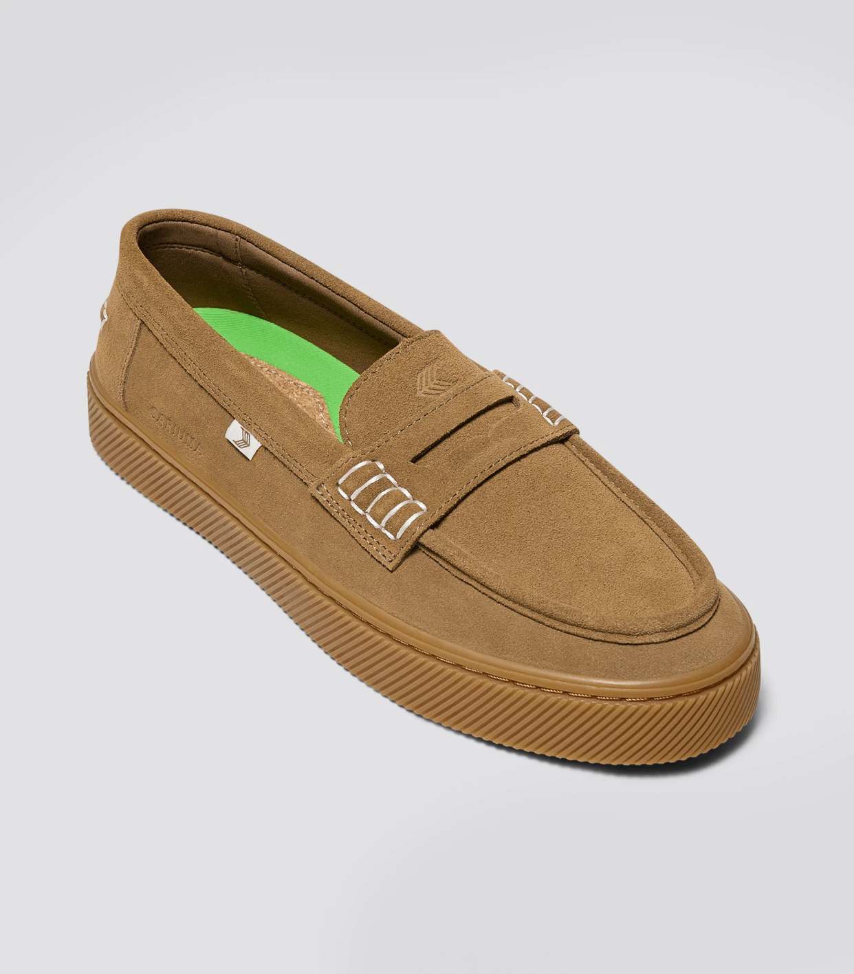 Cariuma Loafer