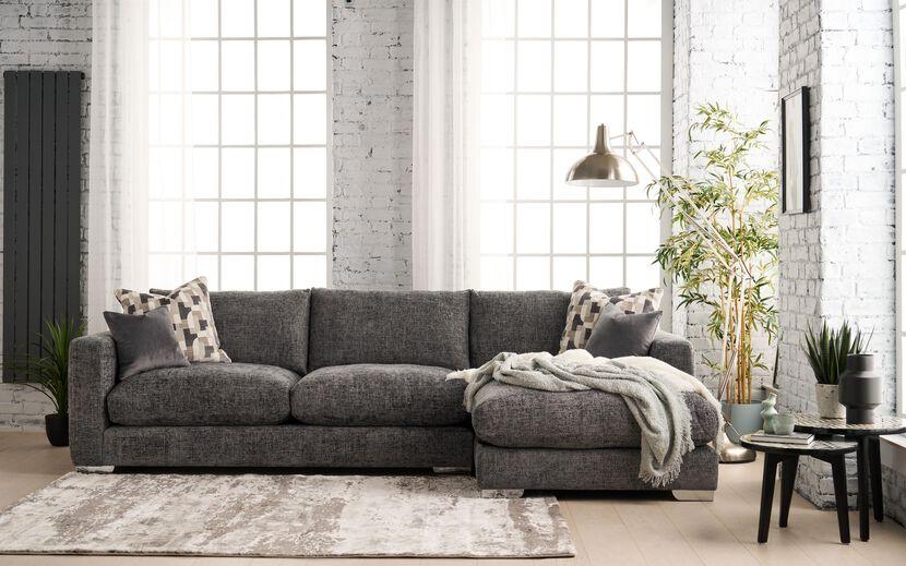 SCS Sofa Set Review