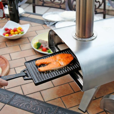 Big Horn Outdoors Wood Pellet Pizza Oven